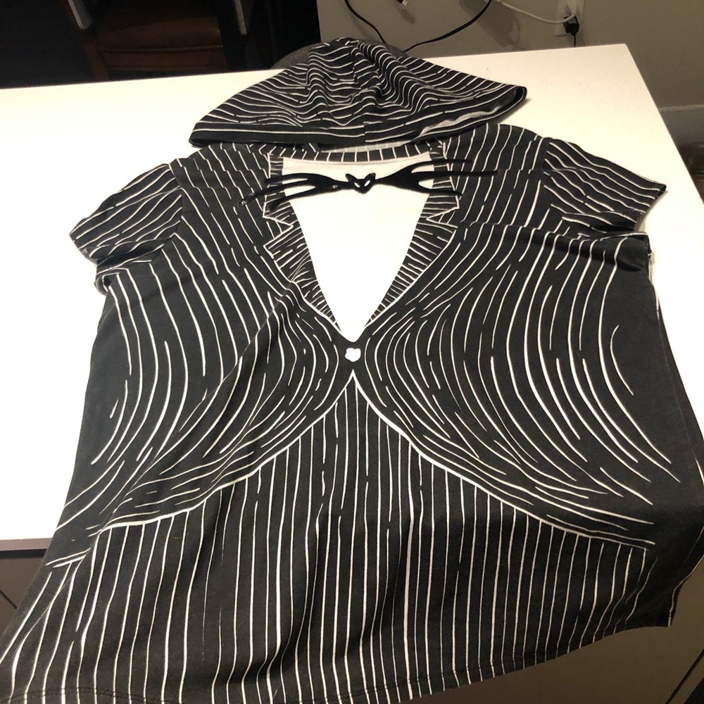 Used 3XL Disney Jack Skellington Hood Shirt Tim Burton’s Nightmare Before Xmas - Picture 3 of 8